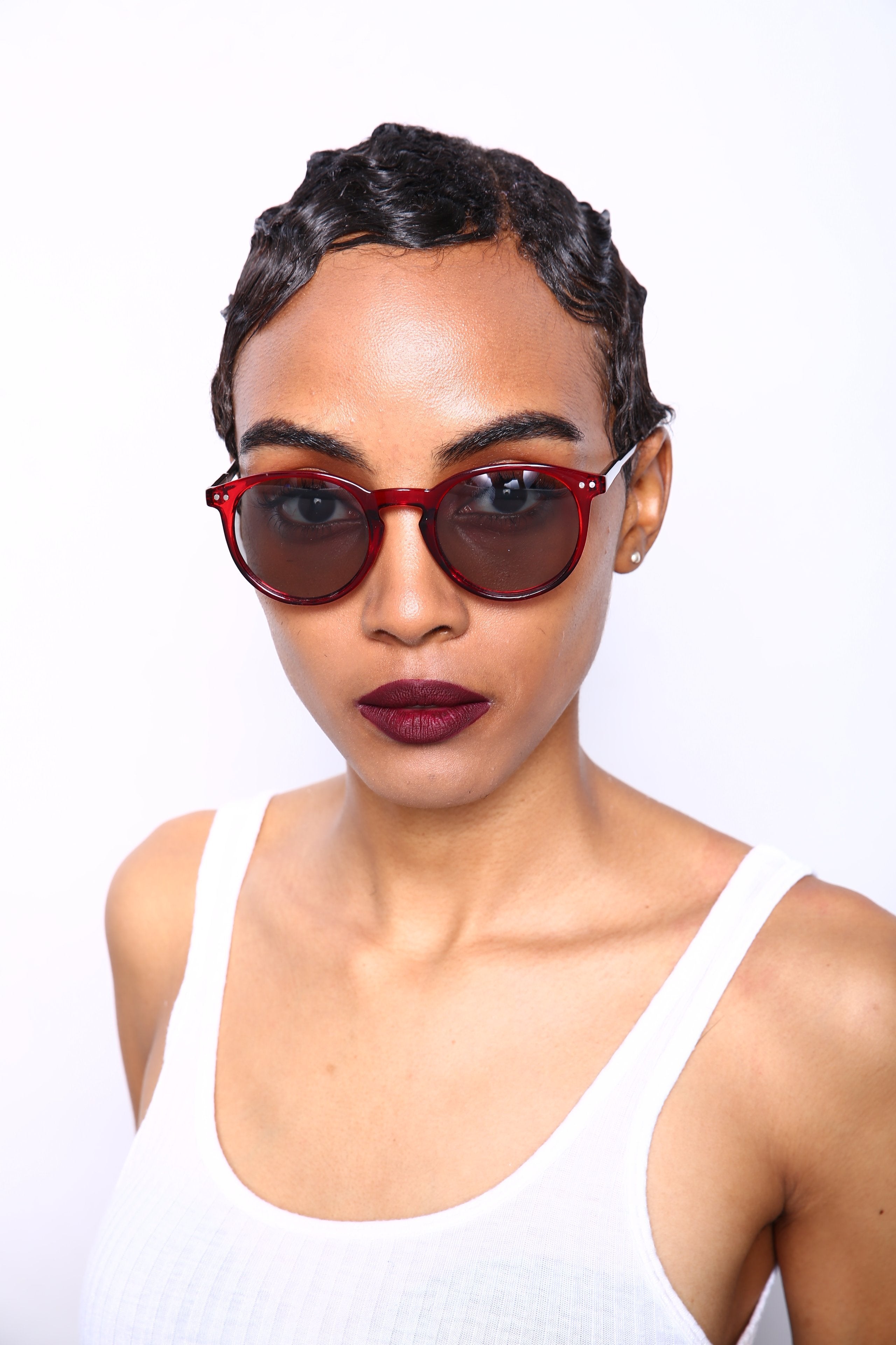 Liz and Rick Round Vintage Horn Rimmed Sunglasses Red-Samba Shades